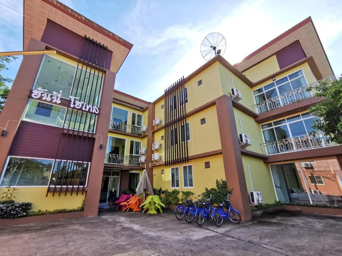Honey Hotel Chiang Saen Exterior foto